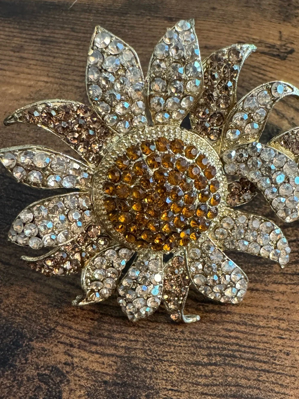 Tahari Home Sunflower Rhinestone Napkin Rings, Unboxed, Fall Thanksgiving